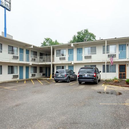 Days Inn By Wyndham New Philadelphia Luaran gambar