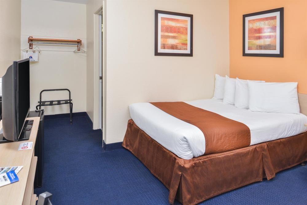 Days Inn By Wyndham New Philadelphia Luaran gambar
