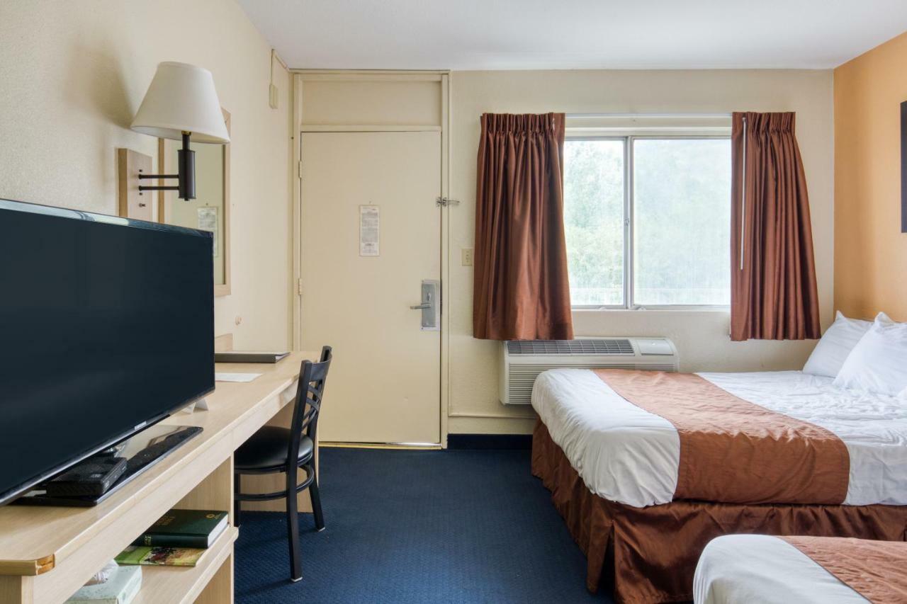 Days Inn By Wyndham New Philadelphia Luaran gambar