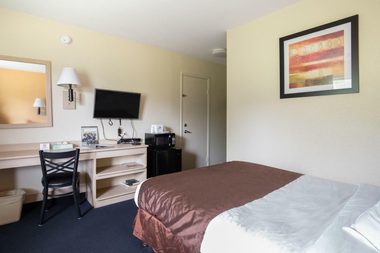 Days Inn By Wyndham New Philadelphia Luaran gambar